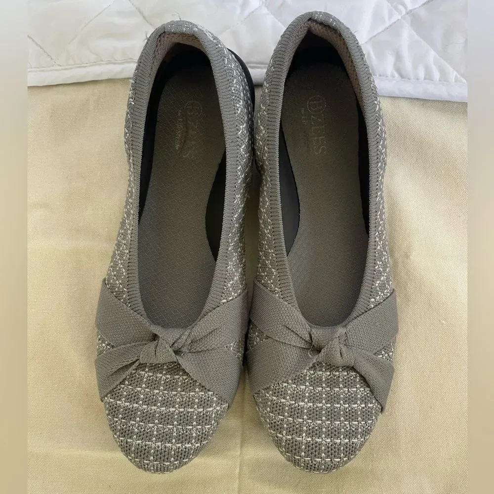 BZees for Lifestride Women’s Kissed Ballet Flats Graphite Color 7.5W